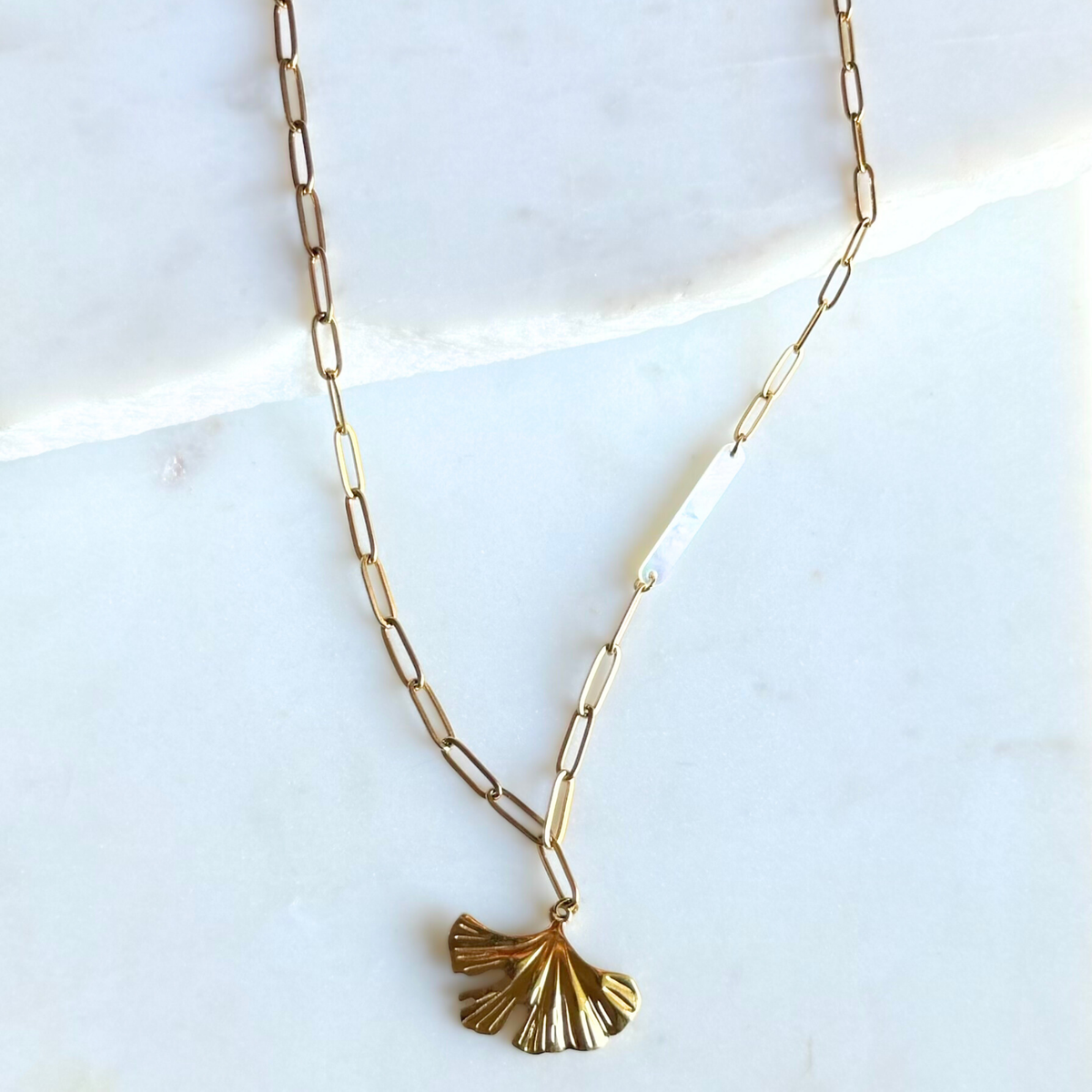 WILLOW | Paperclip Chain Necklace with Shell & Leaf Pendant