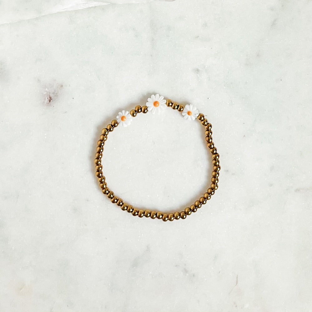 VERA | White Shell Daisy Chain Gold Beaded Bracelet