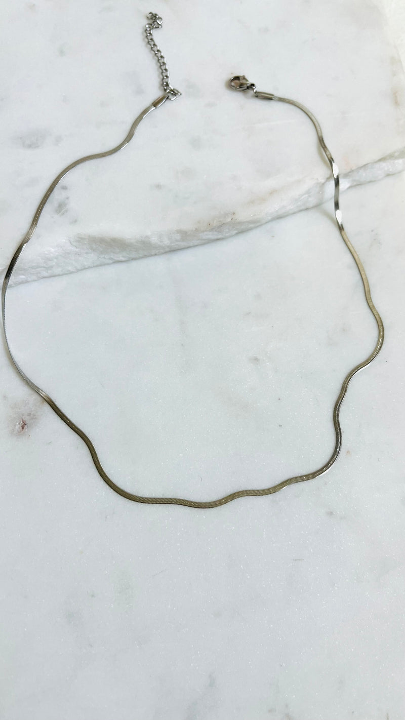 EVERLY | Silver Fine Herringbone Necklace