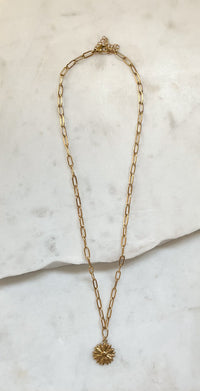 ARI | Gold Sunflower Paperclip Chain Necklace