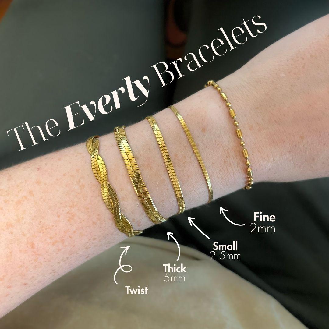 EVERLY | Fine Herringbone Chain Bracelet (6")