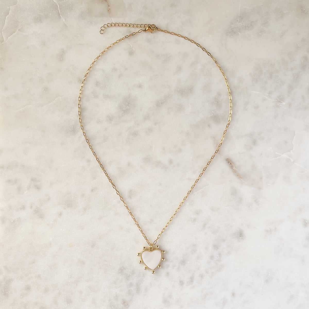 LIVY | Shell Heart Necklace