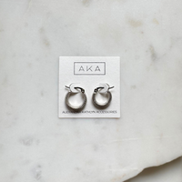 STELLA NECKLACE + ARDEN HOOP EARRING SET (silver edition)