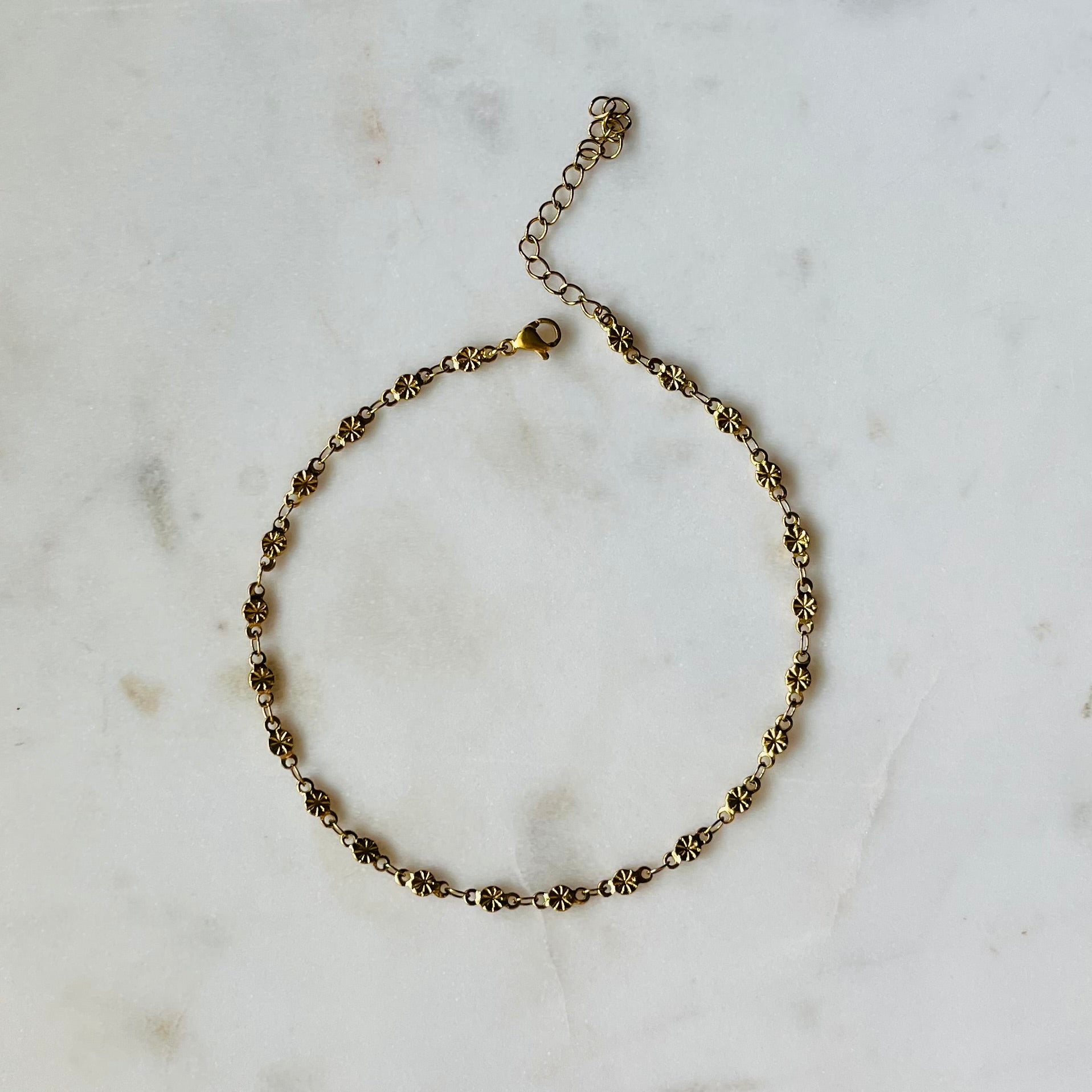 DARA | Flower Medallion Anklet